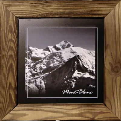 Tableau en Vieux Bois – Mont Blanc 50 x 50 cm - meublespin.fr - Tableaux vieux bois Tableau en Vieux Bois – Mont Blanc 50 x 50 cm Tableaux vieux bois meublespin.fr - mobilier et de décoration de style montagne ou chalet- meubles en pin, mobilier en bois massif de qualité, canapés convertibles - https://meublespin.fr