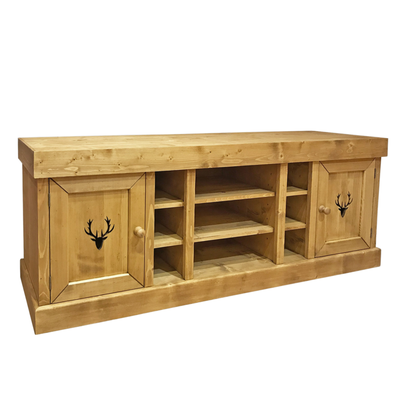 Meuble TV Cerf 2 Portes en Bois Pin Massif 180cm Meubles TV en Bois Massif meublespin.fr - mobilier et de décoration de style montagne ou chalet- meubles en pin, mobilier en bois massif de qualité, canapés convertibles - https://meublespin.fr