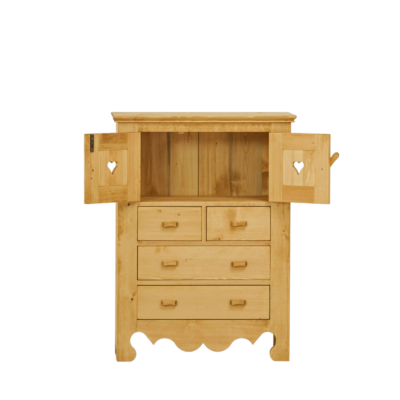 Commode 2 Portes 4 Tiroirs Chamonix en Pin Massif Chamonix meublespin.fr - mobilier et de décoration de style montagne ou chalet- meubles en pin, mobilier en bois massif de qualité, canapés convertibles - https://meublespin.fr