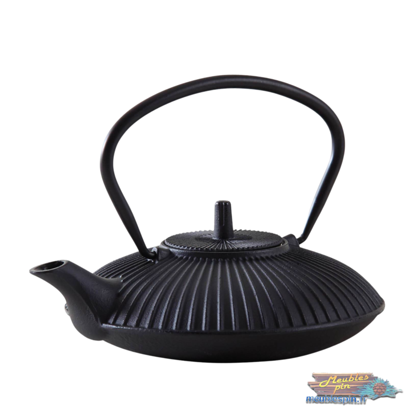 THÉIÈRE en fonte noire 0.8L Théières meublespin.fr - mobilier et de décoration de style montagne ou chalet- meubles en pin, mobilier en bois massif de qualité, canapés convertibles - https://meublespin.fr