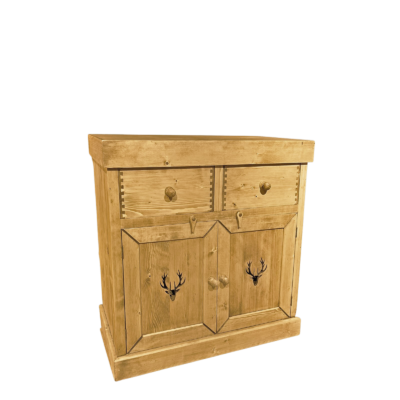 Buffet Bas Cerf 2 Portes + 2 Tiroirs en Pin Massif Buffets & bahuts en bois massif meublespin.fr - mobilier et de décoration de style montagne ou chalet- meubles en pin, mobilier en bois massif de qualité, canapés convertibles - https://meublespin.fr