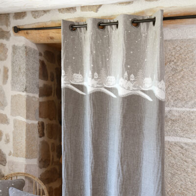 Rideau à œillets Savoyard gris Les Rideaux meublespin.fr - mobilier et de décoration de style montagne ou chalet- meubles en pin, mobilier en bois massif de qualité, canapés convertibles - https://meublespin.fr