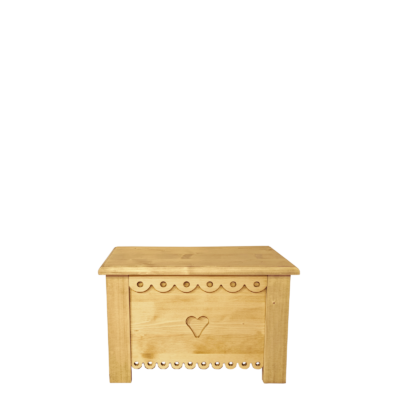 Coffre en Pin Massif coeur 70 cm Les Coffres meublespin.fr - mobilier et de décoration de style montagne ou chalet- meubles en pin, mobilier en bois massif de qualité, canapés convertibles - https://meublespin.fr