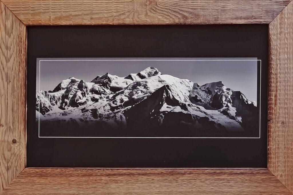 Tableau en Vieux Bois – Mont Blanc 75 x 50 cm Tableaux vieux bois meublespin.fr - vente de mobilier et de décoration de style montagne ou chalet- vente de meubles en pin et canapés convertibles - https://meublespin.fr