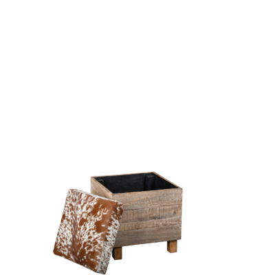 Pouf coffre en Bois & Peau de Vache Marron et Blanc Les Coffres meublespin.fr - mobilier et de décoration de style montagne ou chalet- meubles en pin, mobilier en bois massif de qualité, canapés convertibles - https://meublespin.fr