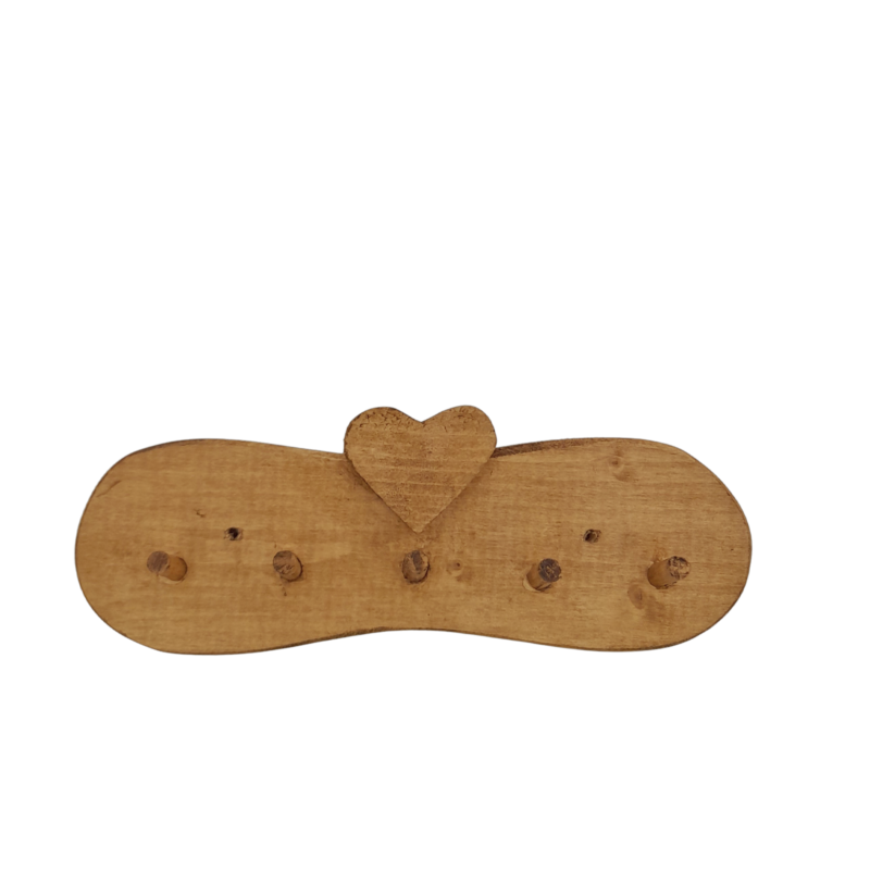 ACCROCHE CLEFS COEUR Patères et crochets meublespin.fr - mobilier et de décoration de style montagne ou chalet- meubles en pin, mobilier en bois massif de qualité, canapés convertibles - https://meublespin.fr
