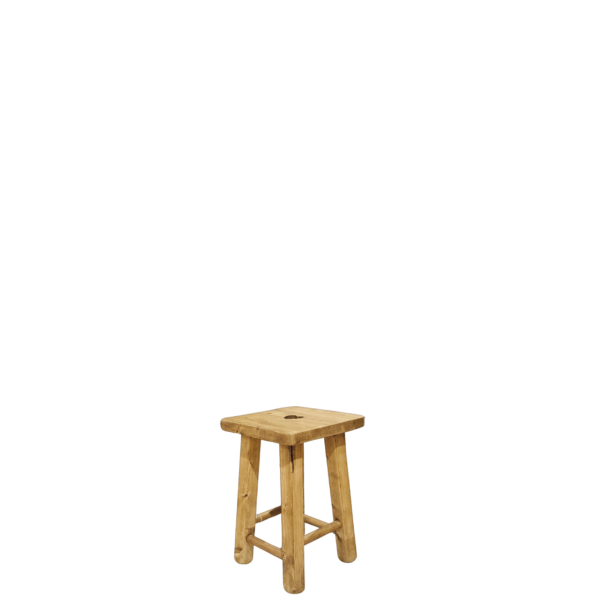 Tabouret carré coeur en pin massif Bancs & Tabourets meublespin.fr - vente de mobilier et de décoration de style montagne ou chalet- vente de meubles en pin et canapés convertibles - https://meublespin.fr