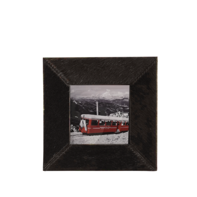 Cadre photo carré en peau véritable « TRAM » Objets à poser meublespin.fr - mobilier et de décoration de style montagne ou chalet- meubles en pin, mobilier en bois massif de qualité, canapés convertibles - https://meublespin.fr