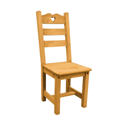 Chaise dossier haut incurvé avec cœur en pin massif Chamonix meublespin.fr - mobilier et de décoration de style montagne ou chalet- meubles en pin, mobilier en bois massif de qualité, canapés convertibles - https://meublespin.fr