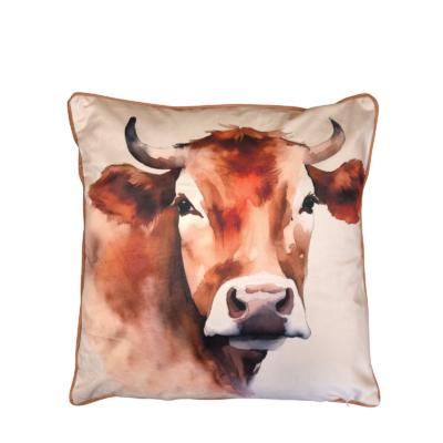 Coussin 50×50 – Fernande Roux – motif vache Plaids et coussins meublespin.fr - mobilier et de décoration de style montagne ou chalet- meubles en pin, mobilier en bois massif de qualité, canapés convertibles - https://meublespin.fr
