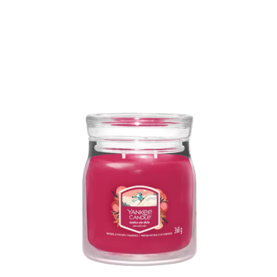 YANKEE CANDLE Bougie – Père Noël à skis 368gr Bougies Parfumées meublespin.fr - mobilier et de décoration de style montagne ou chalet- meubles en pin, mobilier en bois massif de qualité, canapés convertibles - https://meublespin.fr