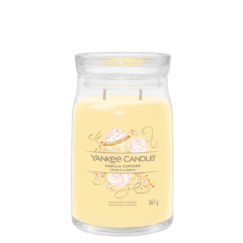 YANKEE CANDLE Bougie – Gâteau à la vanille 567gr Bougies Parfumées meublespin.fr - mobilier et de décoration de style montagne ou chalet- meubles en pin, mobilier en bois massif de qualité, canapés convertibles - https://meublespin.fr