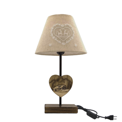 Lampe sculptée chalet en bois. Coeur et cerfs brodés – h40 – Ø 22.5 cm - meublespin.fr - Lampes à poser Lampe sculptée chalet en bois. Coeur et cerfs brodés – h40 – Ø 22.5 cm Lampes à poser meublespin.fr - mobilier et de décoration de style montagne ou chalet- meubles en pin, mobilier en bois massif de qualité, canapés convertibles - https://meublespin.fr