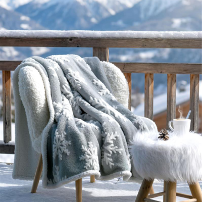 Plaid Aveillans 180 x 200 cm Plaids et coussins meublespin.fr - mobilier et de décoration de style montagne ou chalet- meubles en pin, mobilier en bois massif de qualité, canapés convertibles - https://meublespin.fr