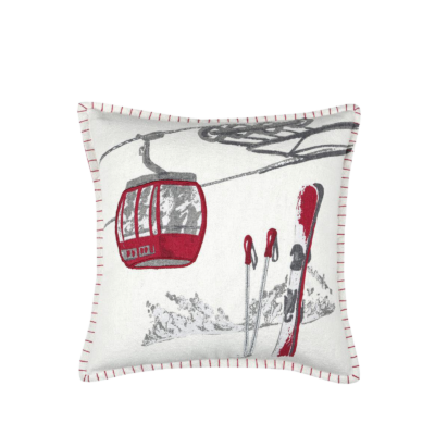 Coussin 45×45 cm – motif oeuf rouge – Villard écru Plaids et coussins meublespin.fr - mobilier et de décoration de style montagne ou chalet- meubles en pin, mobilier en bois massif de qualité, canapés convertibles - https://meublespin.fr