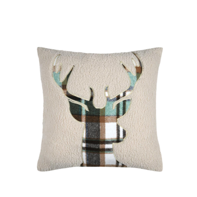 Coussin 45×45 cm – motif cerf – Wildforest Vert Plaids et coussins meublespin.fr - mobilier et de décoration de style montagne ou chalet- meubles en pin, mobilier en bois massif de qualité, canapés convertibles - https://meublespin.fr